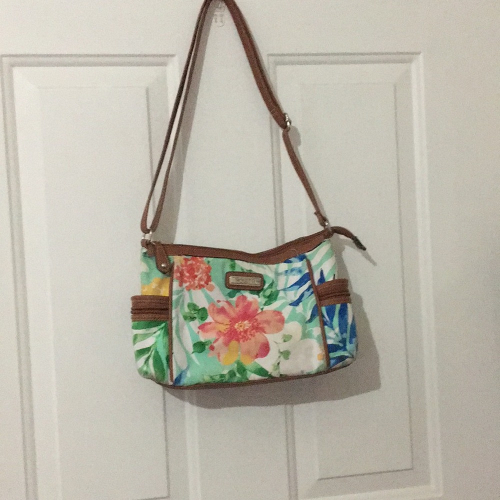 Hand bag